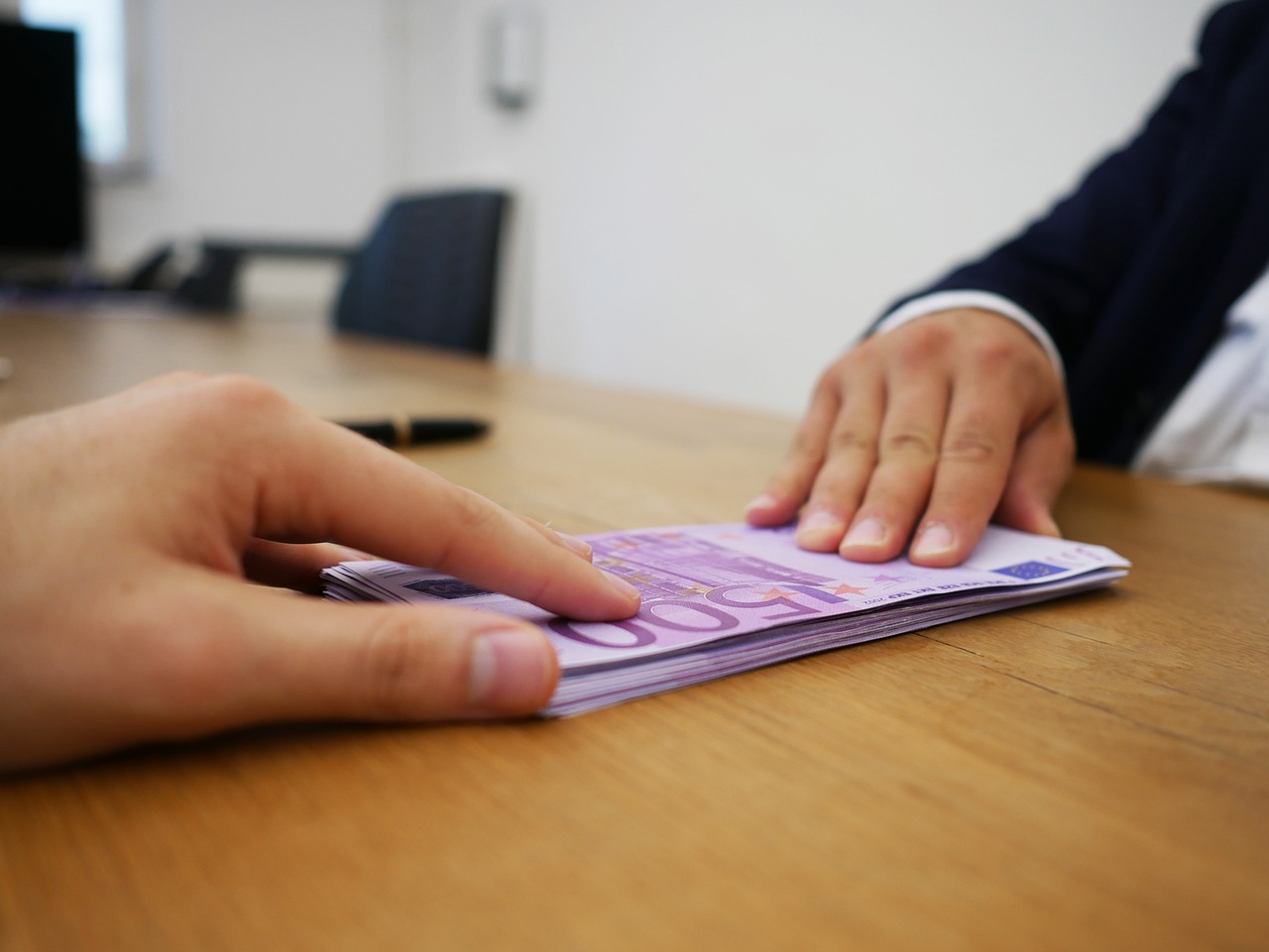 Assegno di accompagnamento 2025: importo aggiornato e requisiti di richiesta.